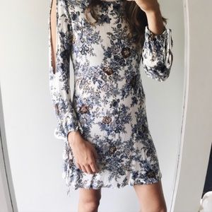 American Eagle floral dress